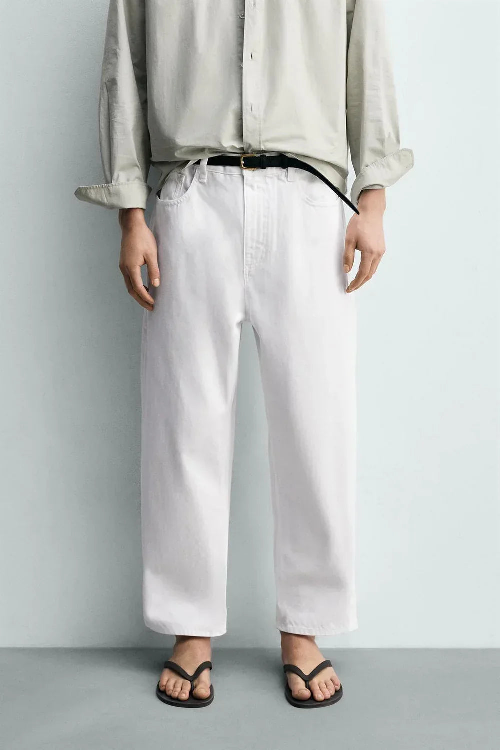 TAPERED WIDE-LEG JEANS